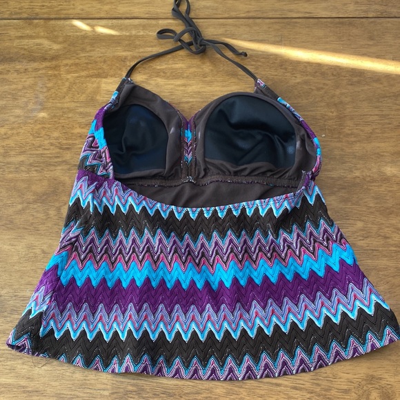 Swim top - Picture 2 of 3